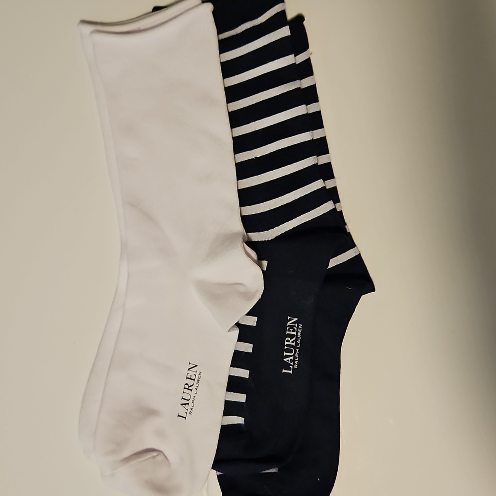 Ralph Lauren Women's Stretch Crew Socks, 2 Pair - Picture 4 of 5